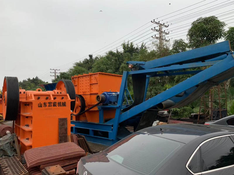 移動(dòng)破碎站 移動(dòng)破碎站