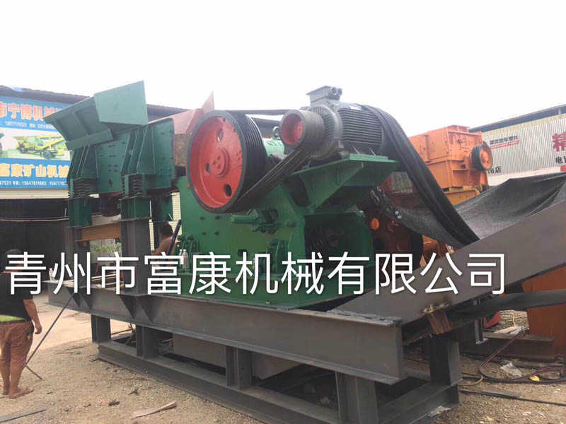 簡易移動(dòng)破碎站 簡易移動(dòng)破碎站