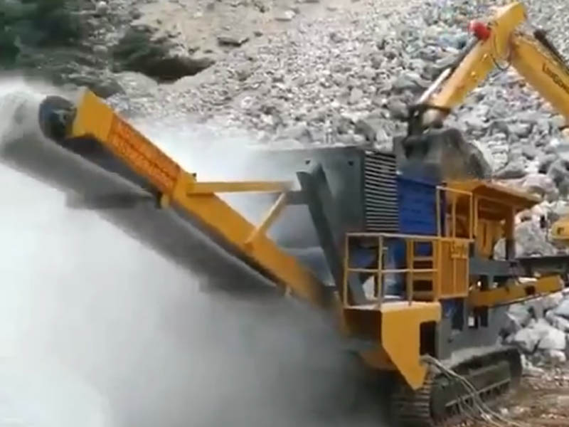 移動(dòng)式建筑垃圾破碎站 移動(dòng)式建筑垃圾破碎站