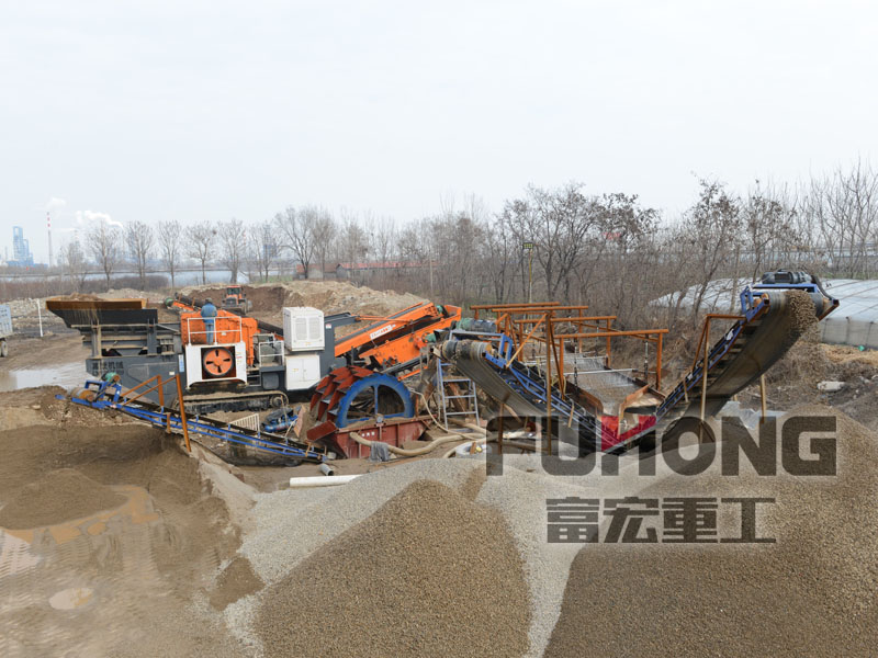 履帶式移動(dòng)破碎站 履帶式移動(dòng)破碎站