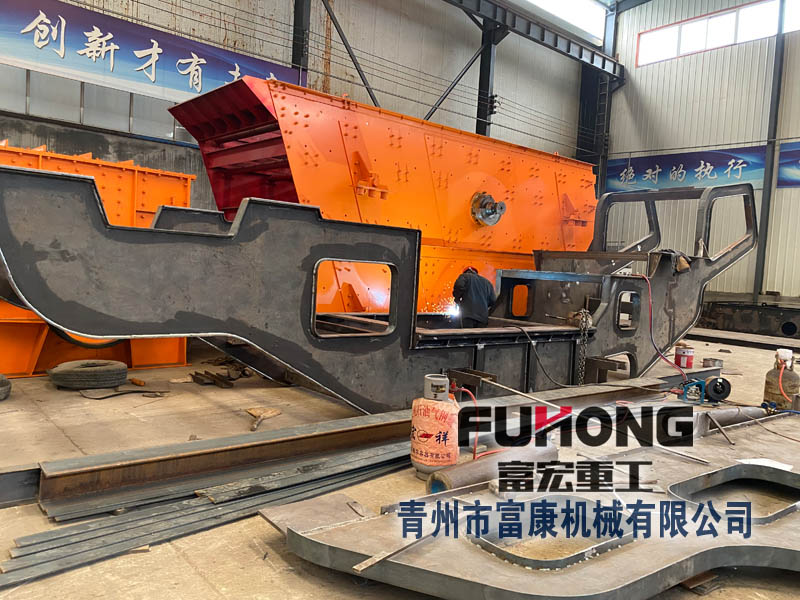 履帶式移動破碎站廠家 履帶式移動破碎站廠家