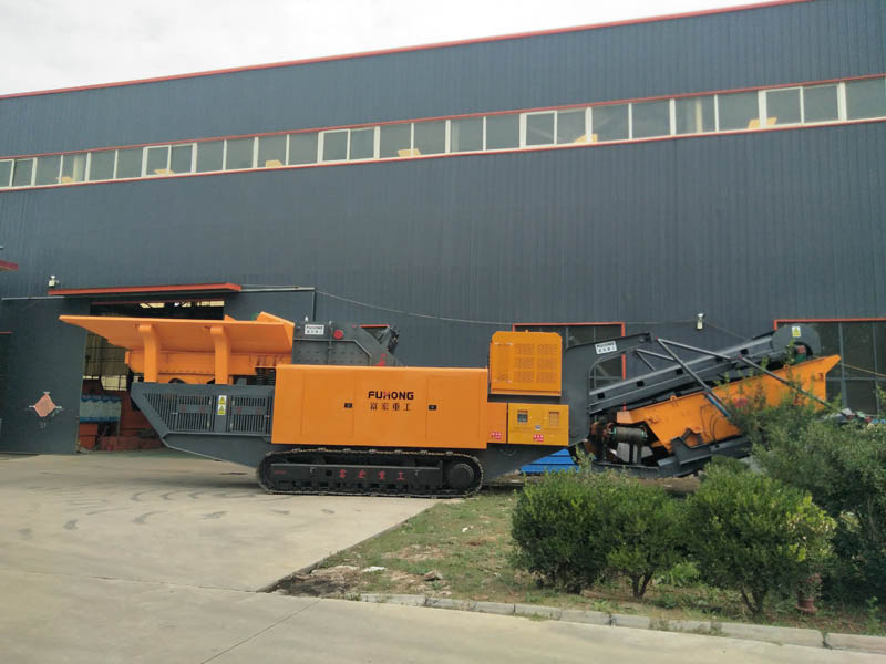 履帶式建筑垃圾移動破碎站