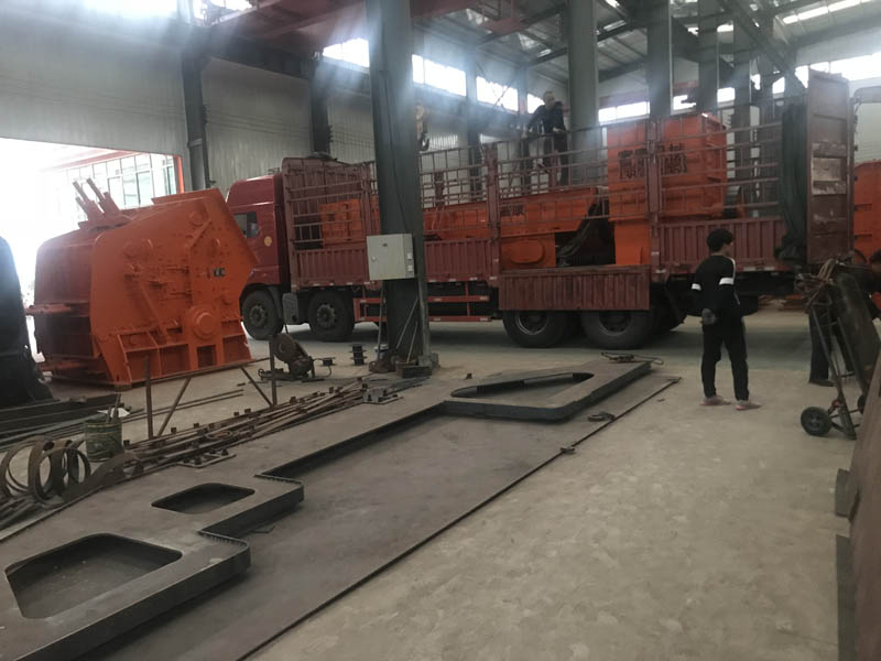 湖南客戶(hù)移動(dòng)破碎站設(shè)備已發(fā)貨