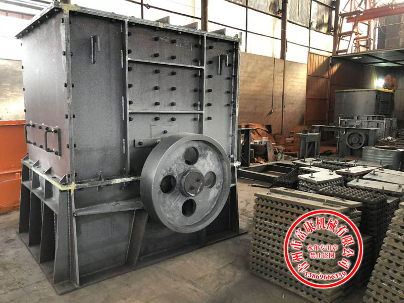 高效節(jié)能錘式破碎機(jī) 高效節(jié)能錘式破碎機(jī)