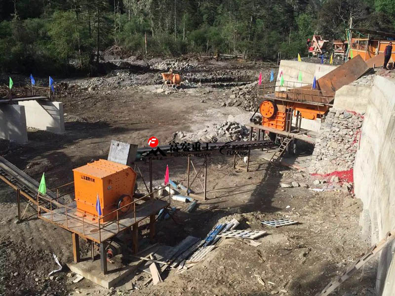 固定式礦山破碎生產(chǎn)線